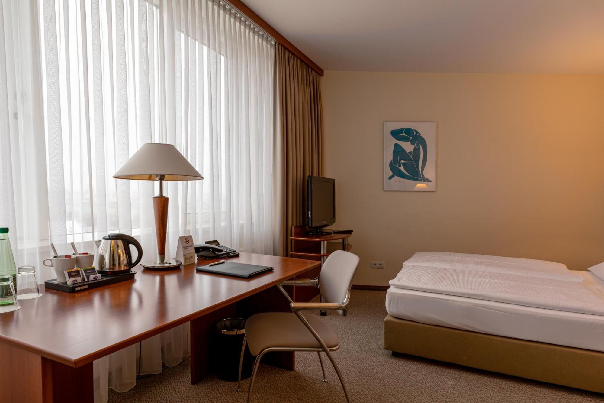 Globana Airport Hotel Schkeuditz Luaran gambar