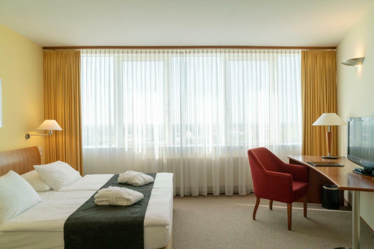 Globana Airport Hotel Schkeuditz Luaran gambar